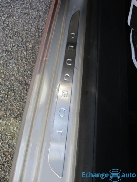 Peugeot 208 1.2 PureTech 110ch S&S EAT6 GT Line