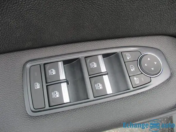 Renault Captur TCe 130 EDC FAP Intens