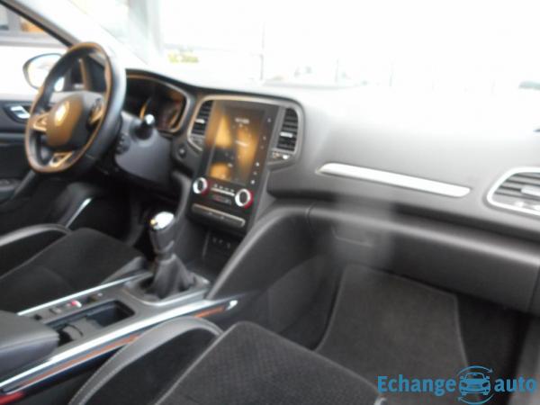 Renault Mégane TCE 130 INTENS