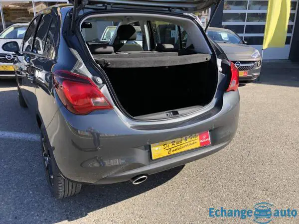 Opel Corsa (5) 1.4 90CH BLACK EDITION