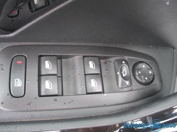 Peugeot 208 1.2 PureTech 110ch S&S EAT6 GT Line