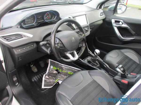 Peugeot 2008 1.6 BlueHDi 120ch S&S BVM6 Allure