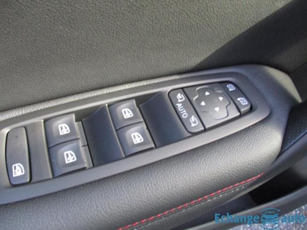 Renault Mégane IV NOUVELLE Berline TCe 140 EDC FAP R.S. Line
