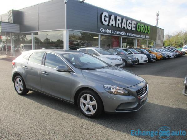 Volvo V40 BUSINESS D2 120 Momentum