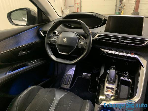 Peugeot 3008 1.2 e-THP Crossway