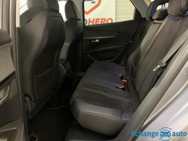 Peugeot 3008 1.2 e-THP Crossway