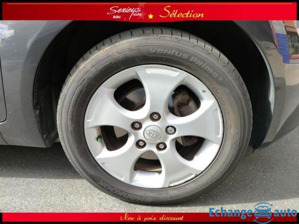 Kia Venga Urban Chic 1.6 CRDi 115 Toit Ouvrant