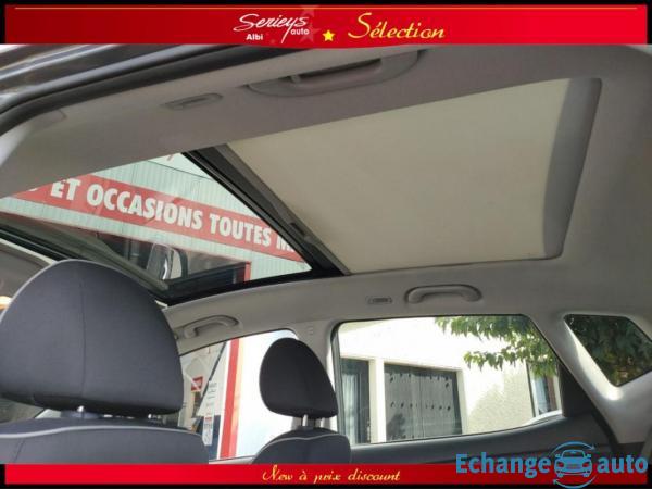 Kia Venga Urban Chic 1.6 CRDi 115 Toit Ouvrant