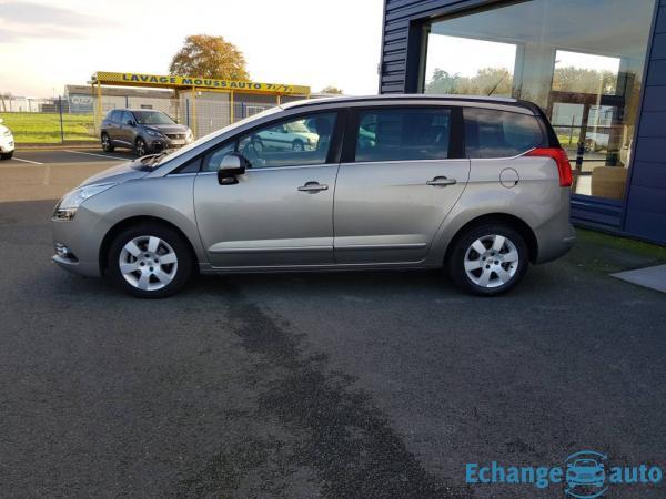 Peugeot 5008 1.6 HDI FAP ACTIVE