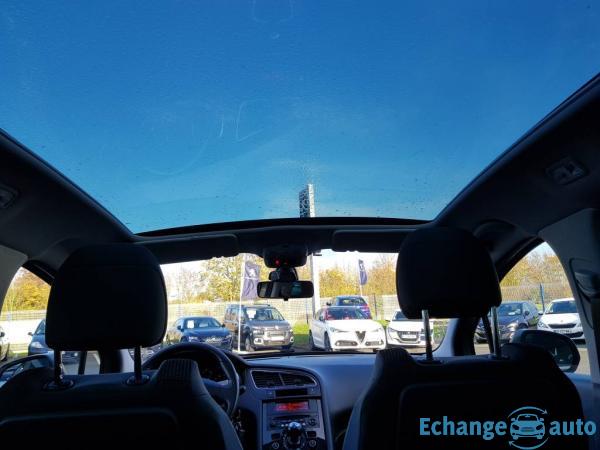 Peugeot 5008 1.6 HDI FAP ACTIVE