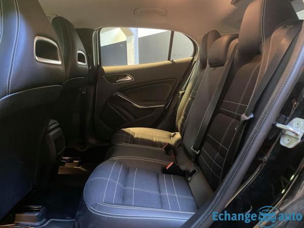 Mercedes Classe GLA Inspiration 180 1.6 i 122 CH