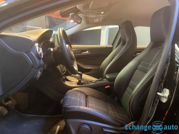 Mercedes Classe GLA Inspiration 180 1.6 i 122 CH