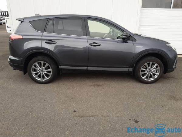 Toyota RAV4 HYBRIDE RC18 PRO 2WD Dynamic Edition