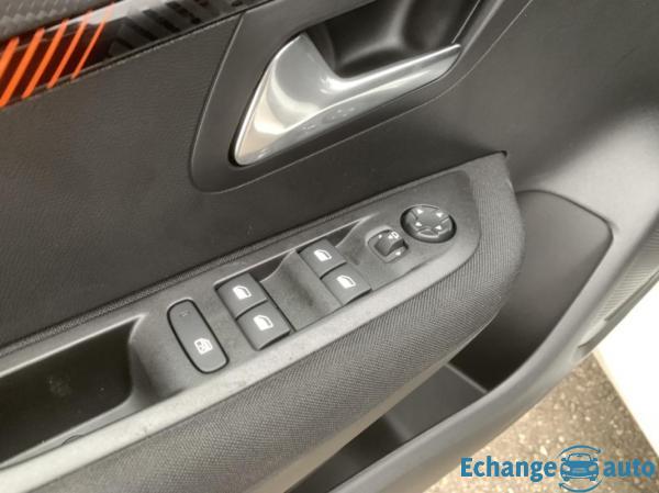 Peugeot 208 PureTech 100 phares full led SUREQUIPEE DISPO IMMEDIATE