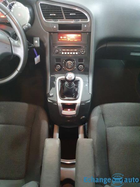 Peugeot 5008 1.6 HDI 115 7PL