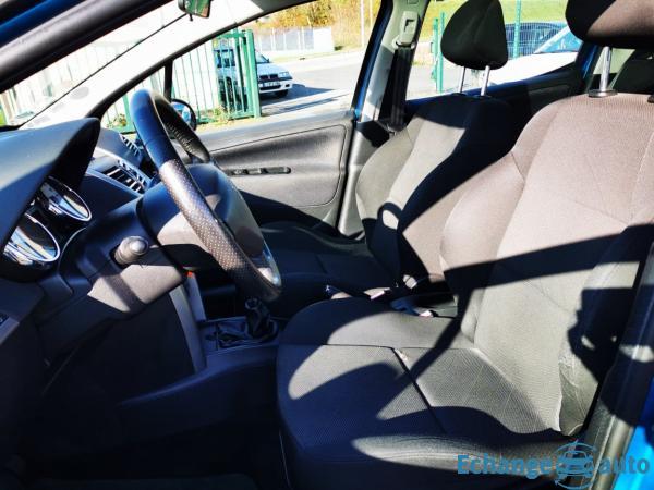 PEUGEOT 207 SW 1.6 HDi 90ch BLUE LION Premium