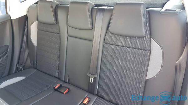 Peugeot 2008 1.6 BlueHDi 100 Allure