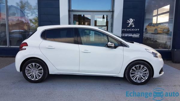 Peugeot 208 1.2 PureTech 110 S&amp;S EAT6 Allure