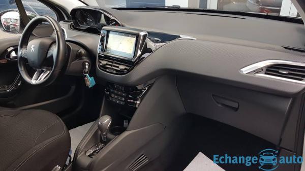 Peugeot 208 1.2 PureTech 110 S&amp;S EAT6 Allure