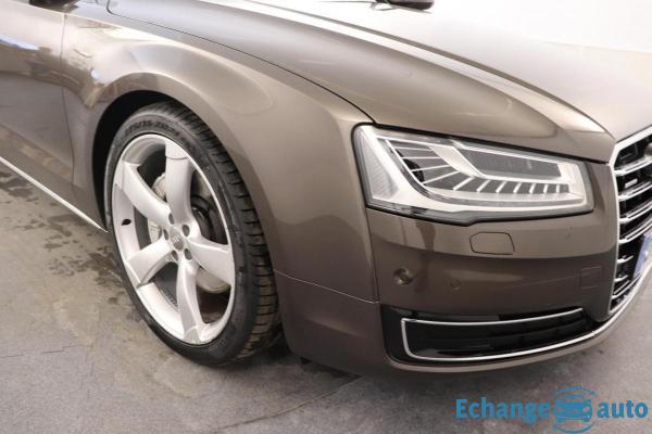Audi A8 V6 3.0 TDI 262 DPF Clean Diesel Tiptronic 8 Quattro Avus