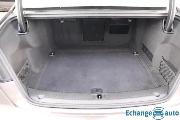 Audi A8 V6 3.0 TDI 262 DPF Clean Diesel Tiptronic 8 Quattro Avus