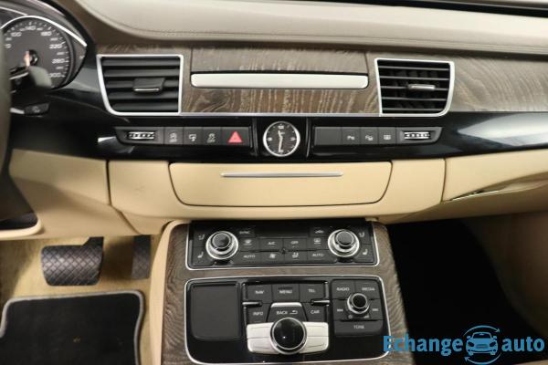 Audi A8 V6 3.0 TDI 262 DPF Clean Diesel Tiptronic 8 Quattro Avus