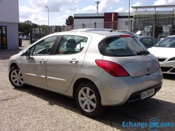 PEUGEOT 308 1.6 VTi 120ch Premium Pack