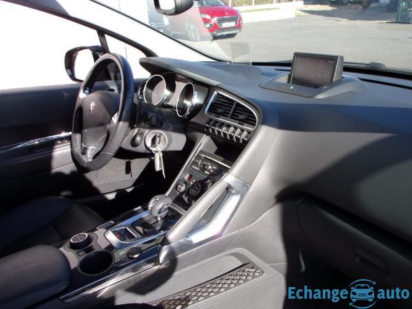 PEUGEOT 3008 HYBRID4 2.0 HDi 163ch FAP ETG6 + Electric 37ch 