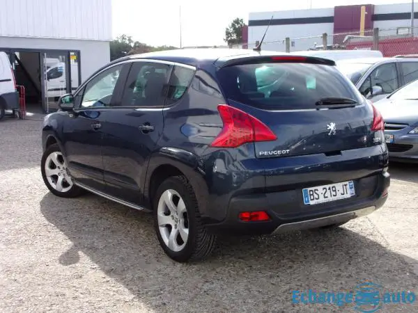 PEUGEOT 3008 1.6 HDi 16V 112ch Allure