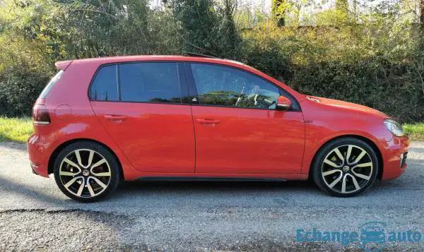 Volkswagen Golf VI GTi 2.0l 211 CH ADIDAS DSG6 TOIT PANO