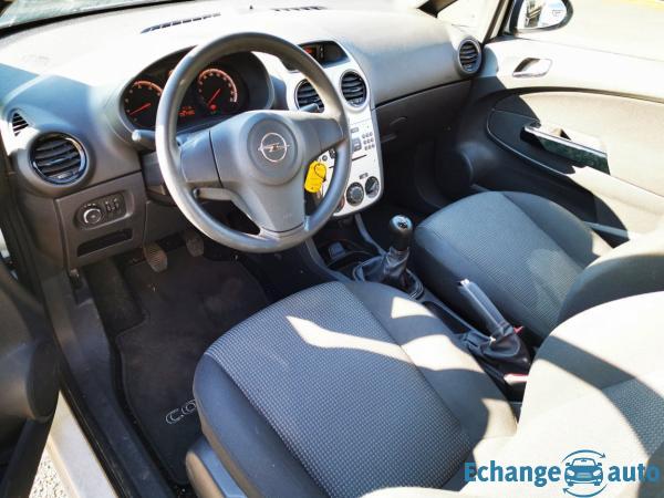 OPEL CORSA 1.2 - 85 ch Twinport Essentia
