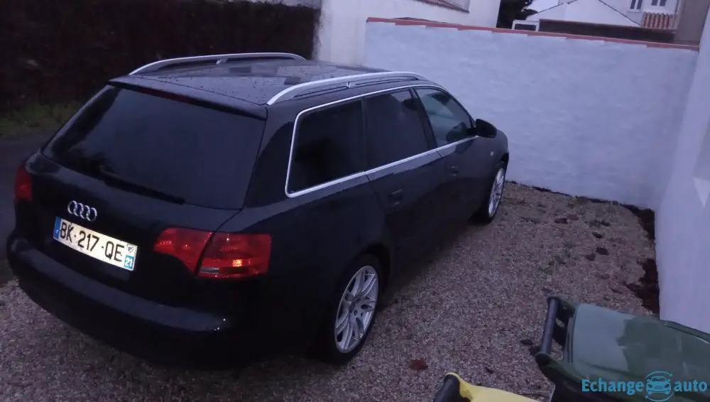 Audi A4 B7 2.0 140