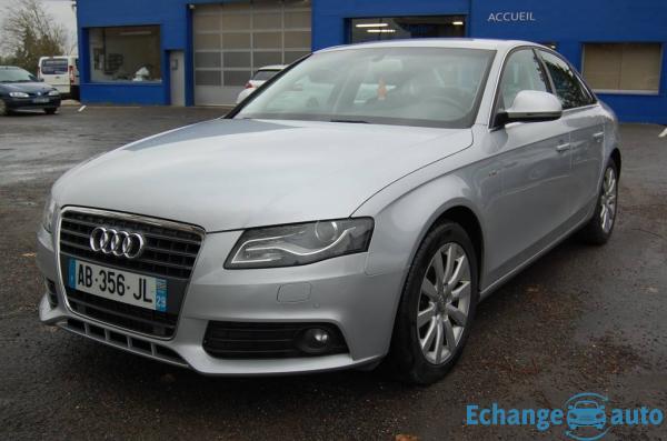 Audi A4 III 2.0 TDI 143 DPF AMBITION LUXE