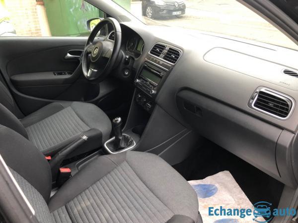 VOLKSWAGEN POLO Polo 1.6 TDI 90 Sportline SUIVI VW