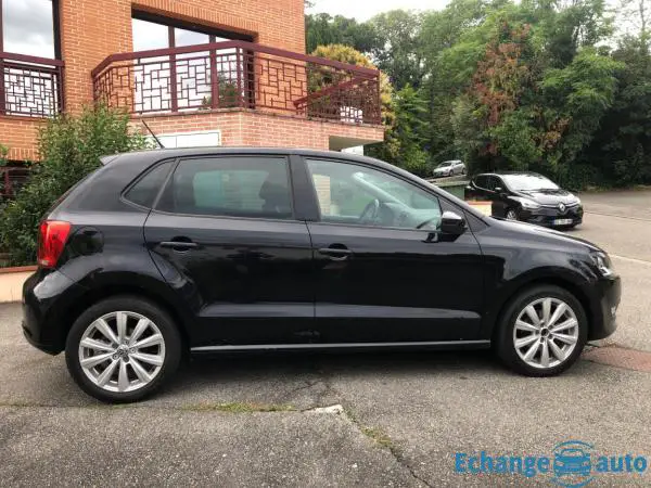 VOLKSWAGEN POLO Polo 1.6 TDI 90 Sportline SUIVI VW