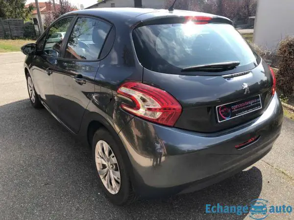 PEUGEOT 208 208 1.4 HDi 68ch BVM5 Active