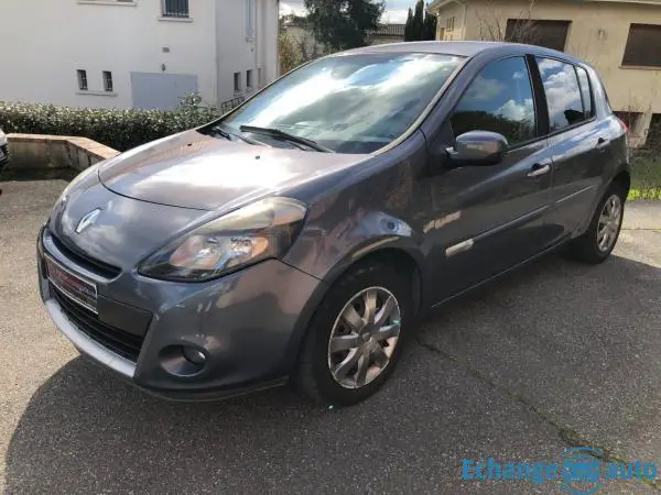RENAULT CLIO III Clio 1.5 dCi 70 eco2 Authentique