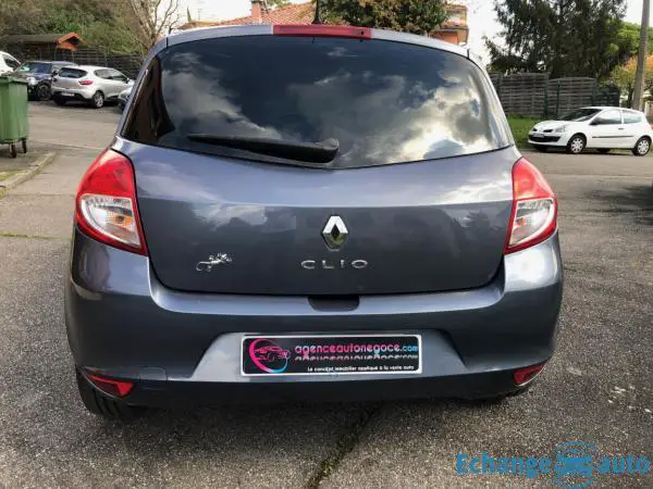 RENAULT CLIO III Clio 1.5 dCi 70 eco2 Authentique