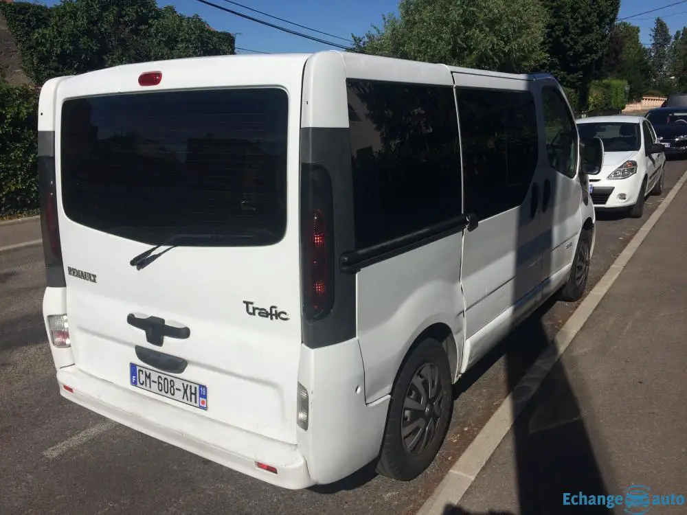 Trafic L1 H1 2.5 l  dci 140 ch