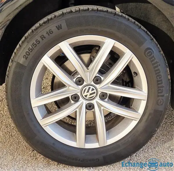 Volkswagen Golf VII 1.6l TDI 115 CH DSG7 CARAT