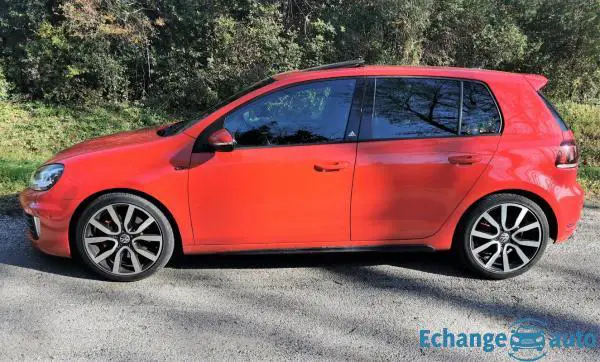 Volkswagen Golf VI GTi 2.0l 211 CH ADIDAS DSG6 TOIT PANO