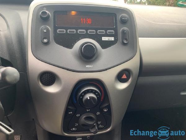 PEUGEOT 108 1.0 VTi 68ch BVM5 Active
