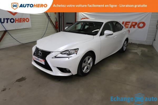 Lexus IS 300h Business
