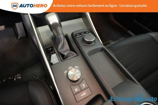 Lexus IS 300h Business