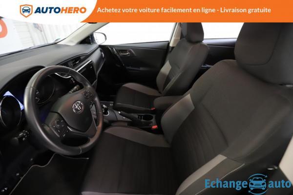 Toyota Auris 1.8 Hybrid Design 136 ch