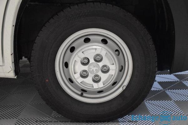 Peugeot Boxer III FOURGON TOLE 335 L3H2 2.2 HDI 140 PREMIUM