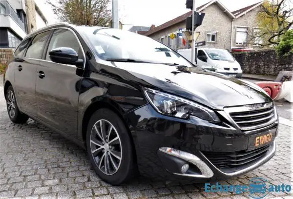 Peugeot 308 SW Blue HDI 115 cv 1.6 Allure