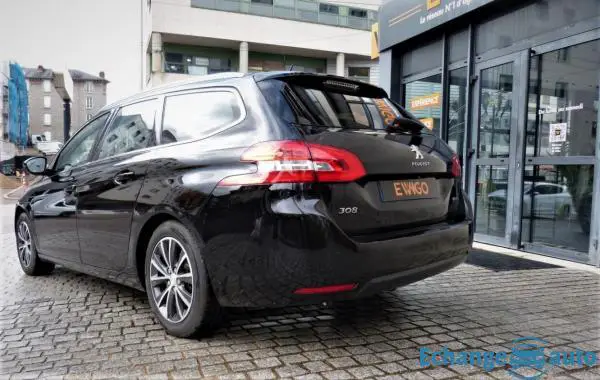Peugeot 308 SW Blue HDI 115 cv 1.6 Allure