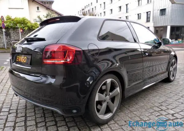 Audi S3 II (2) 2.0 TFSI 265 Quattro S tronic