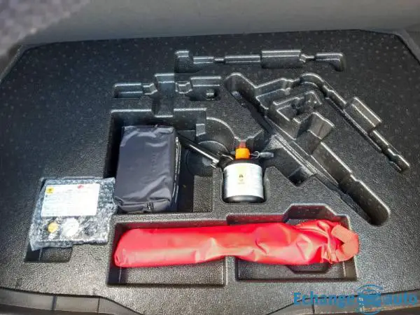 Toyota C-HR HYBRIDE PRO 122h Edition